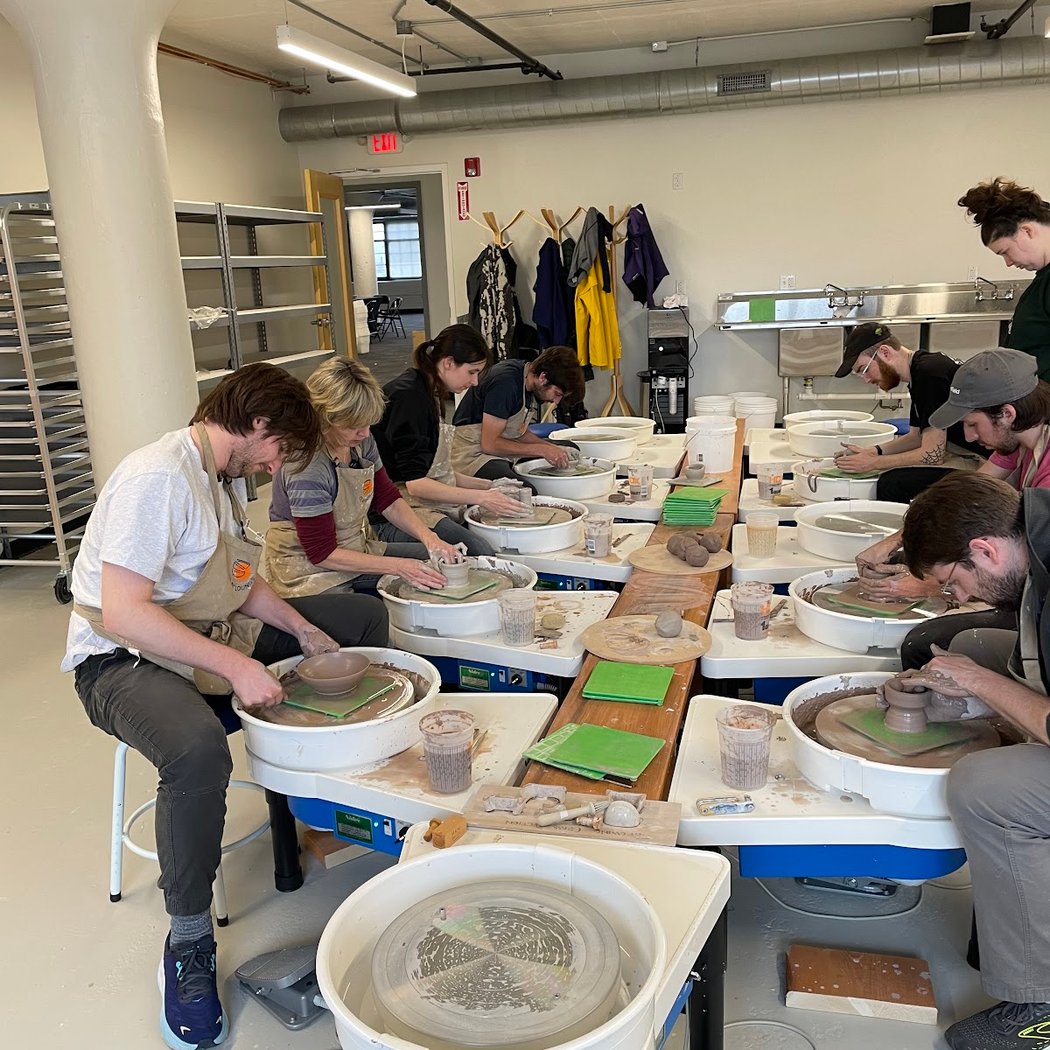 Clay Lounge 3